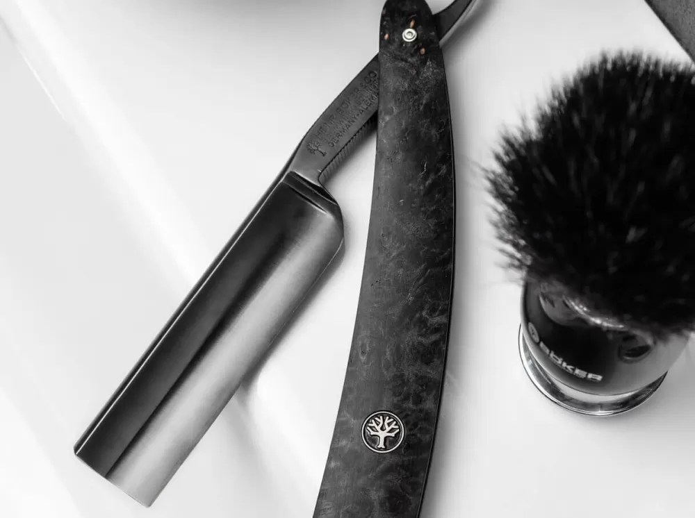 Böker Manufaktur Solingen Black Amboina> 6/8" Straight Razors