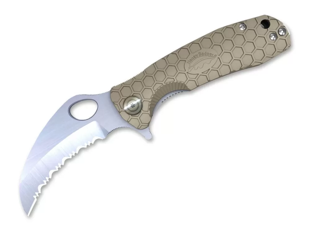 Hot Honey Badger Claw Medium Tan Serrated