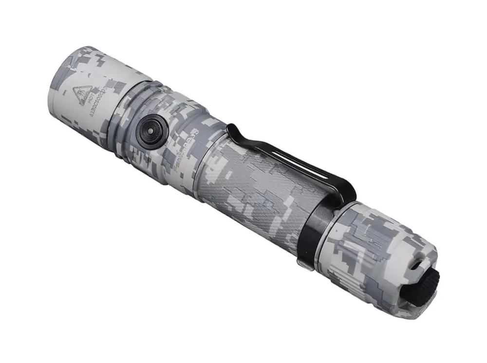 Fenix Pd35 V2.0 Digital Camo> Classic Flashlights