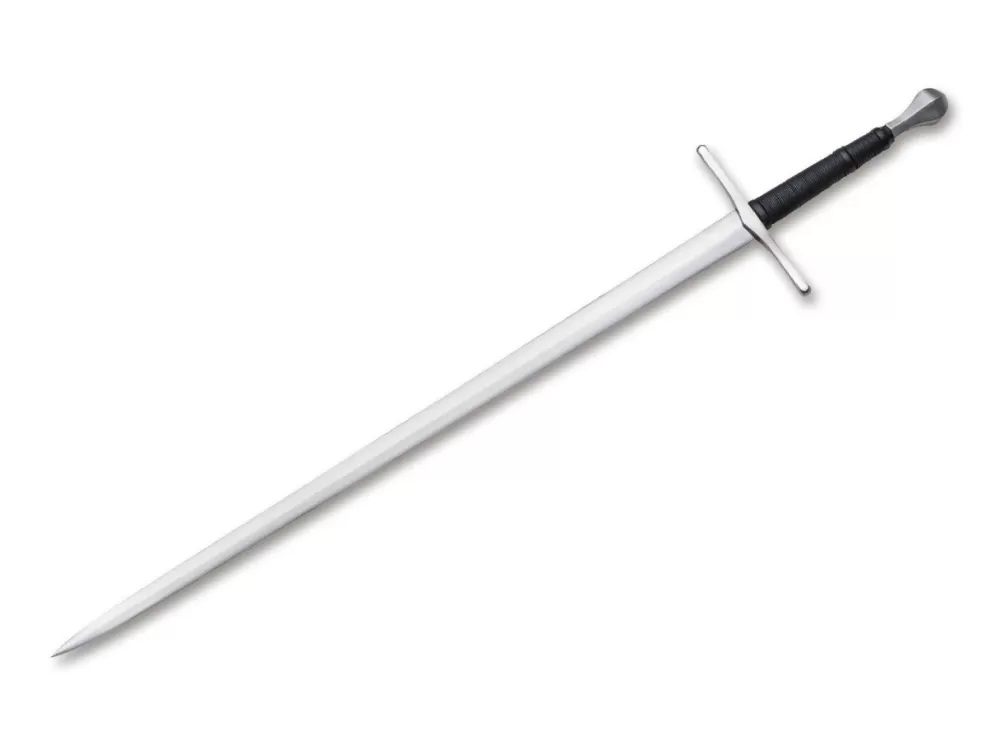 Magnum Two Handed Sword> Swords